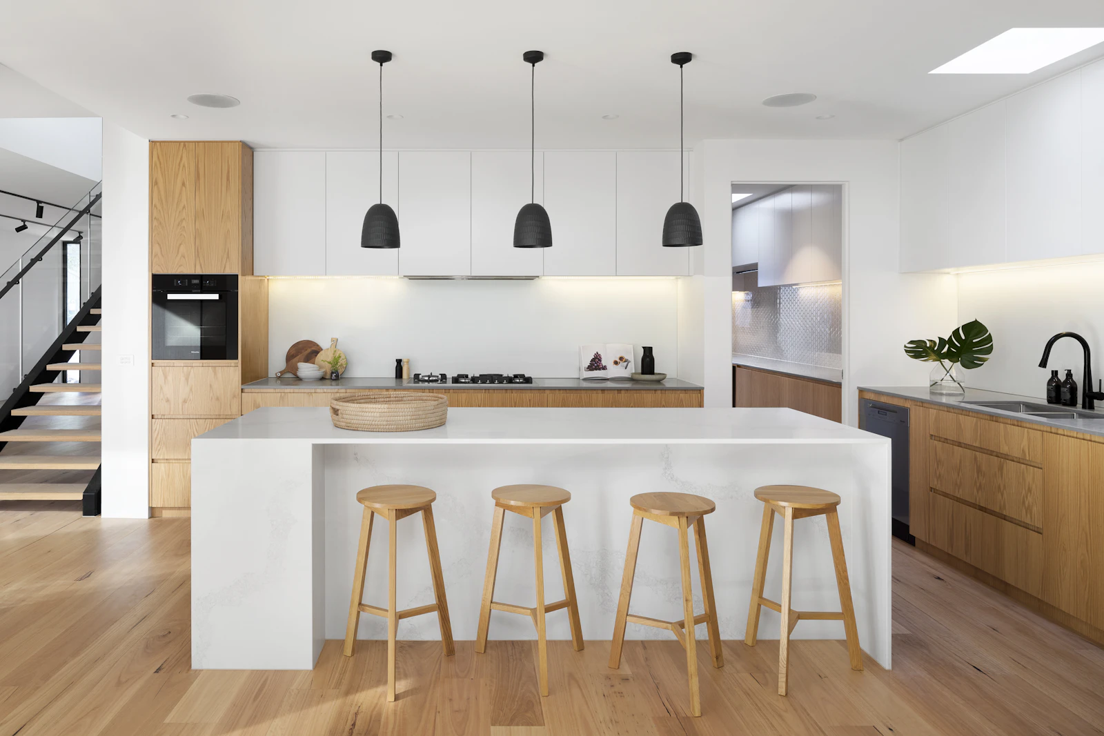 Kitchens & Cabinetry by Zamzam Decor